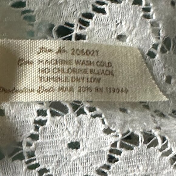 EUC - Matilda Jane Enticing Eyelet Top on Mint Green - Size Medium - Picture 10 of 10